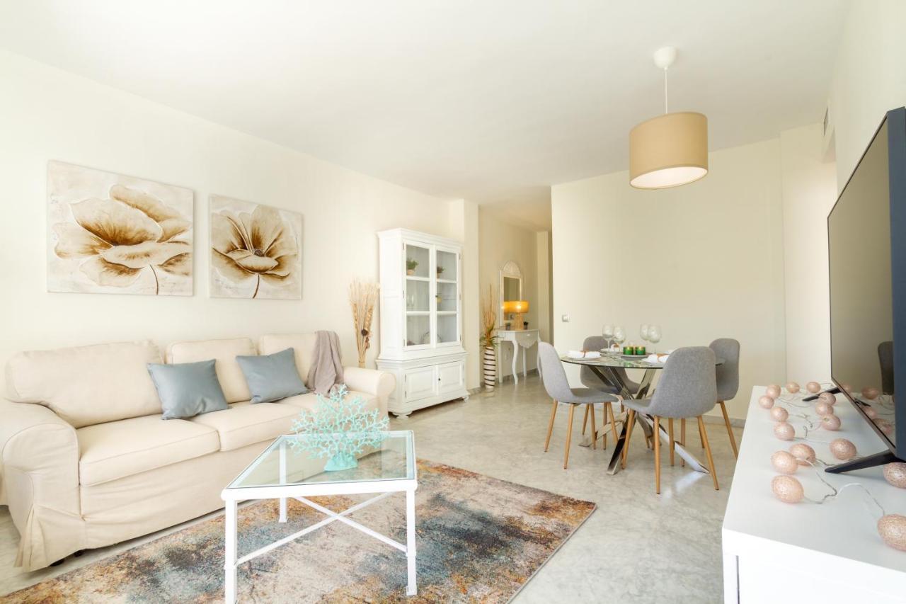 Banus - Banus Playa Rocio Beachside Complex Apartment